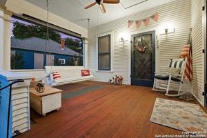 photo 1 of 124 Jacobs St, San Antonio, TX 78210