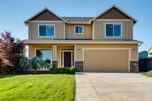 photo 1 of 3011 45th St, Washougal, WA 98671
