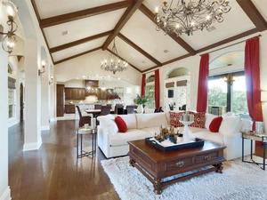 photo 1 of 926 Covered Bridge Dr, Driftwood, TX 78619