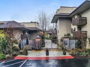 photo 1 of 2140 Santa Cruz Ave APT A302, Menlo Park, CA 94025