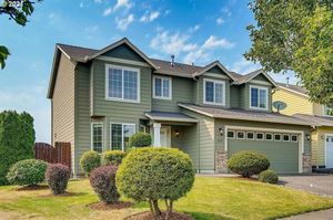 photo 1 of 809 N Raven Dr, Ridgefield, WA 98642