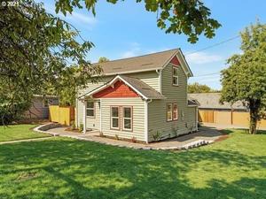 photo 1 of 357 N Yamhill St, Carlton, OR 97111