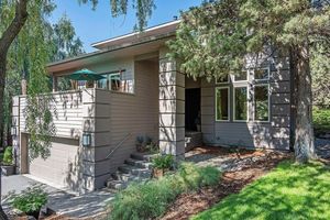 photo 1 of 3117 NW Melville Dr, Bend, OR 97703