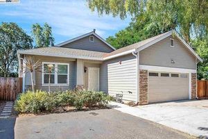 photo 1 of 3436 Wren Ave, Concord, CA 94519