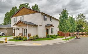 photo 1 of 1106 SW 25th Cir, Battle Ground, WA 98604