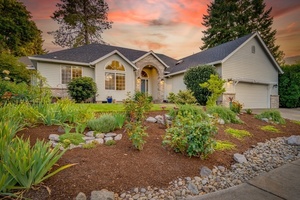 photo 1 of 20320 SW Comanche Ter, Tualatin, OR 97062