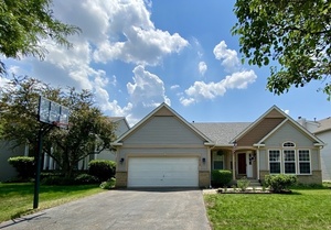 photo 1 of 2612 Flagstone Cir, Naperville, IL 60564
