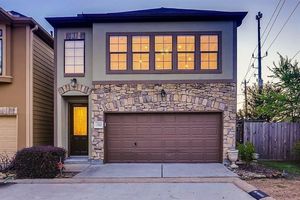 photo 1 of 1380 Studer St, Houston, TX 77007
