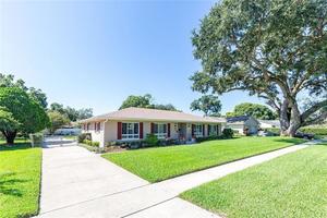 photo 1 of 2512 Miscindy Pl, Orlando, FL 32806