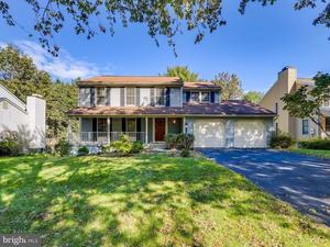 photo 1 of 10848 Hilltop Ln, Columbia, MD 21044