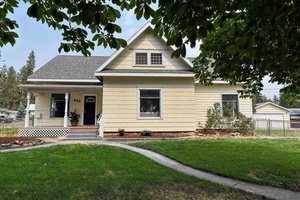 photo 1 of 423 Elm St, Cheney, WA 99004