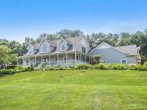 photo 1 of 9680 Woodbend Dr, Saline, MI 48176