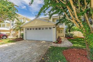 photo 1 of 902 Woodbridge Ct, Safety Harbor, FL 34695