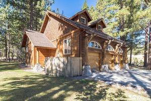 photo 1 of 950 Mallcrinn Ct, Verdi, CA 96118