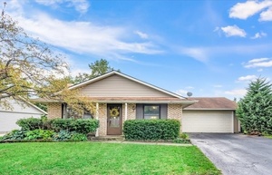 photo 1 of 719 Sunrise Ln, Roselle, IL  60172
