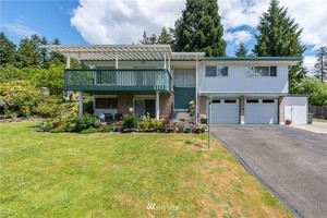 photo 1 of 30150 10th Ave SW, Federal Way, WA 98023