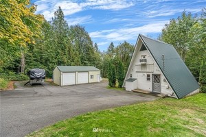 photo 1 of 6716 282nd Ave SE, Issaquah, WA 98027