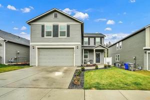 photo 1 of 1011 E Paske Rd, Colbert, WA 99005