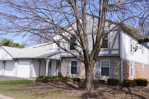 photo 1 of 2110 Lancaster Cir Apt 102, Naperville IL 60565