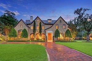 photo 1 of 5591 Longmont Drive | Houston, TX 77056