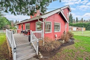 photo 1 of 2020 Vine Rd, Brier, WA 98036