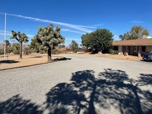 photo 1 of 8099 Palomar Ave, Yucca Valley, CA 92284