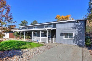 photo 1 of 6512 Pearson Ln, North Highlands, CA 95660