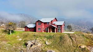 photo 1 of 39280 Argenbright Ln, Squaw Valley, CA 93675