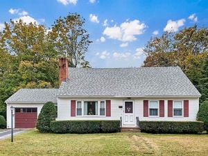 photo 1 of 7 McIntire Ct, Rochester, NH 03867