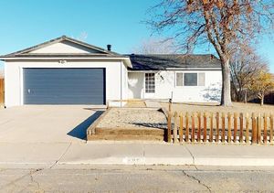 photo 1 of 894 E St, Fernley, NV 89408