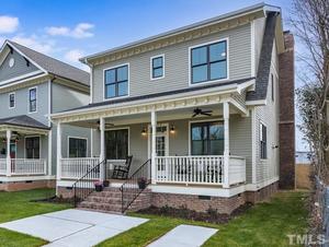 photo 1 of 804 Cleveland St, Durham, NC 27701