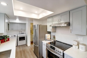 photo 1 of 32054 Paloma Ct, Union City, CA 94587
