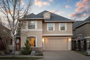 photo 1 of 10347 SW Whitebark Ln, Tualatin, OR 97062