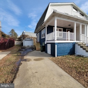 photo 1 of 4126 Moravia Rd, Baltimore, MD 21206
