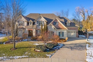 photo 1 of 63 Mitchell Cir, Wheaton, IL 60189