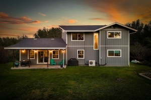 photo 1 of 1521 Milky Way, Placerville, CA 95667