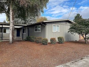 photo 1 of 1625 Linnea Ave, Eugene, OR 97401