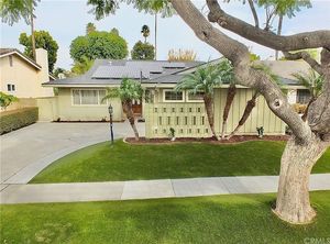 photo 1 of 7841 E Ritchie St, Long Beach, CA 90808