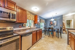 photo 1 of 4947 334th Avenue SE, Fall City, WA 98024