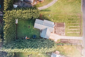 photo 1 of 30717 Webster Rd E, Eatonville, WA 98328