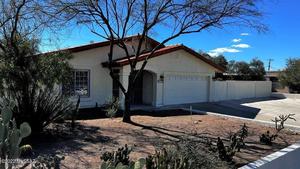 photo 1 of 3644 E 5th Street, Tucson, AZ 85716