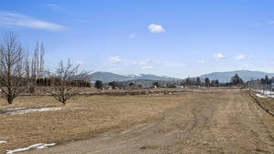 photo 1 of 24590 E Dalke Ave, Otis Orchards, WA 99027
