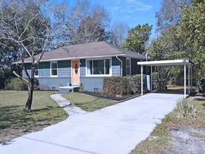 photo 1 of 1009 Francis Marion Dr Wilmington, NC 28412