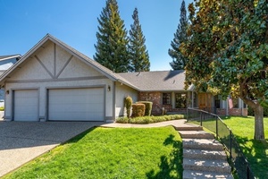 photo 1 of 12556 Quail Meadow Dr, Auburn, CA 95603