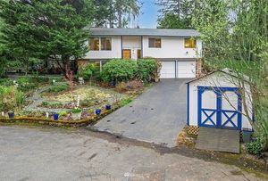 photo 1 of 18600 NE 157th Place, Woodinville, WA 98072
