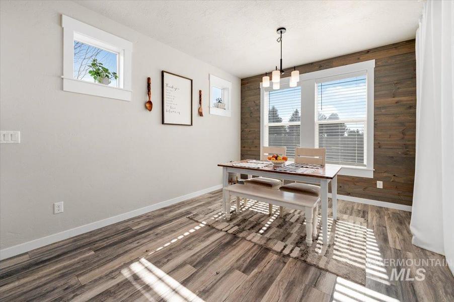 4126 S Lava Springs Loop, Nampa, ID 83686 MondoFlyers real estate flyer