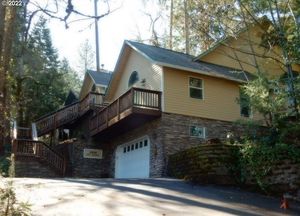photo 1 of 3230 Van Buren St, Eugene, OR 97405