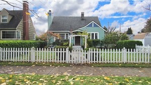 photo 1 of 2147 Nichols Blvd, Longview, WA 98632