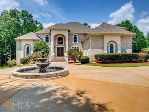 photo 1 of 4083 Sandstone Shores Dr, Lithonia, GA 30038
