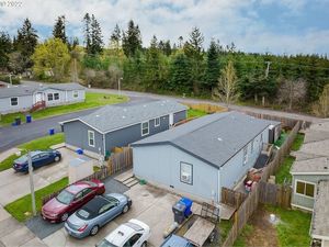 photo 1 of 16016 S Forest Haven Rd, Molalla, OR 97038